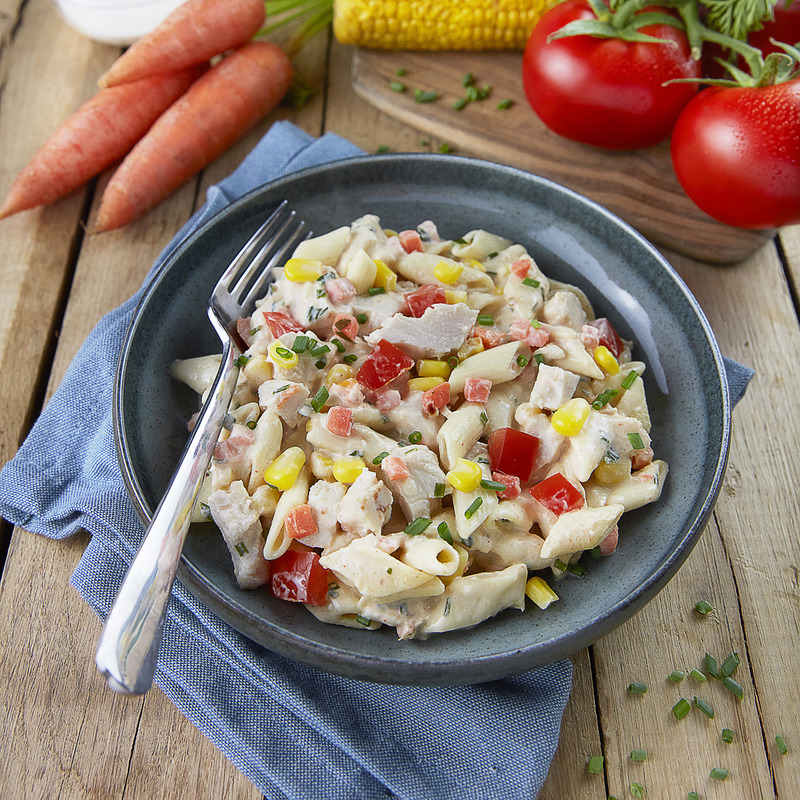 Salade de pâtes françaises et poulet à la sauce Caesar 300g