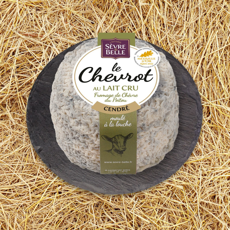 Le Chevrot ashed | French raw milk goat cheese 200g