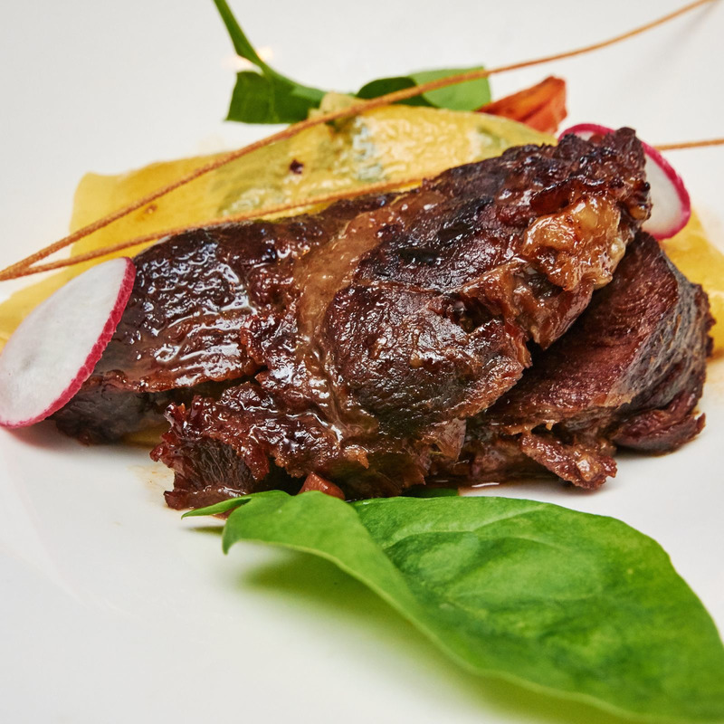 Cooked veal cheek vacuum packed ±1,5kg