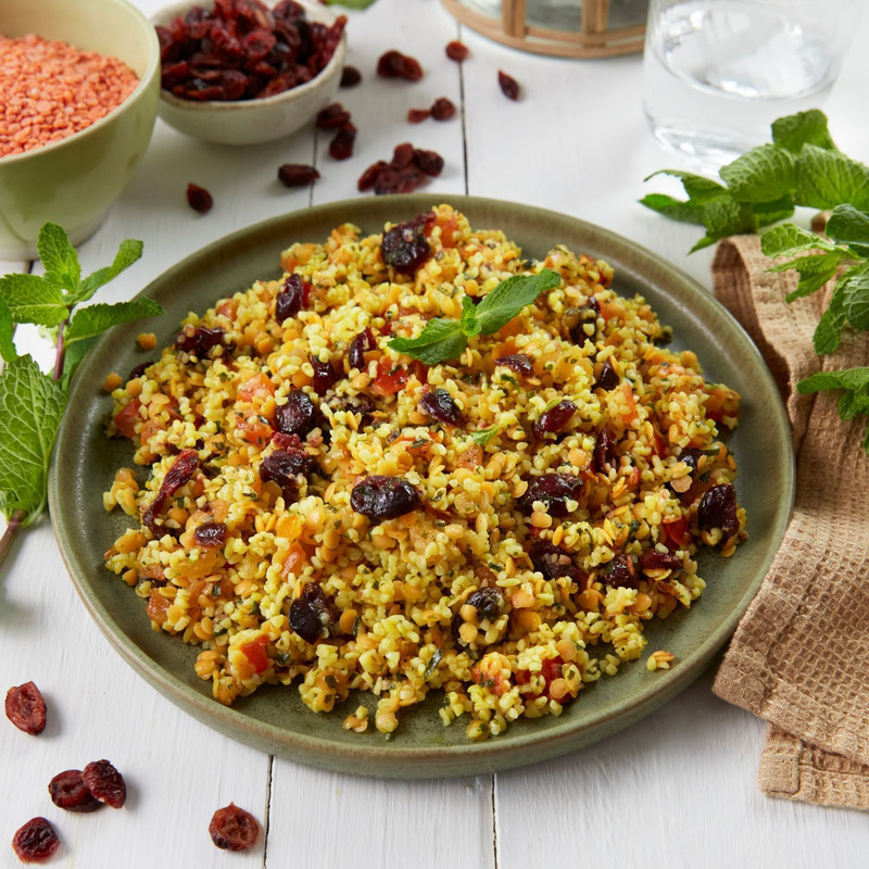 Bulgur salad with coral lentils, tomatoes and cranberries 1.5kg