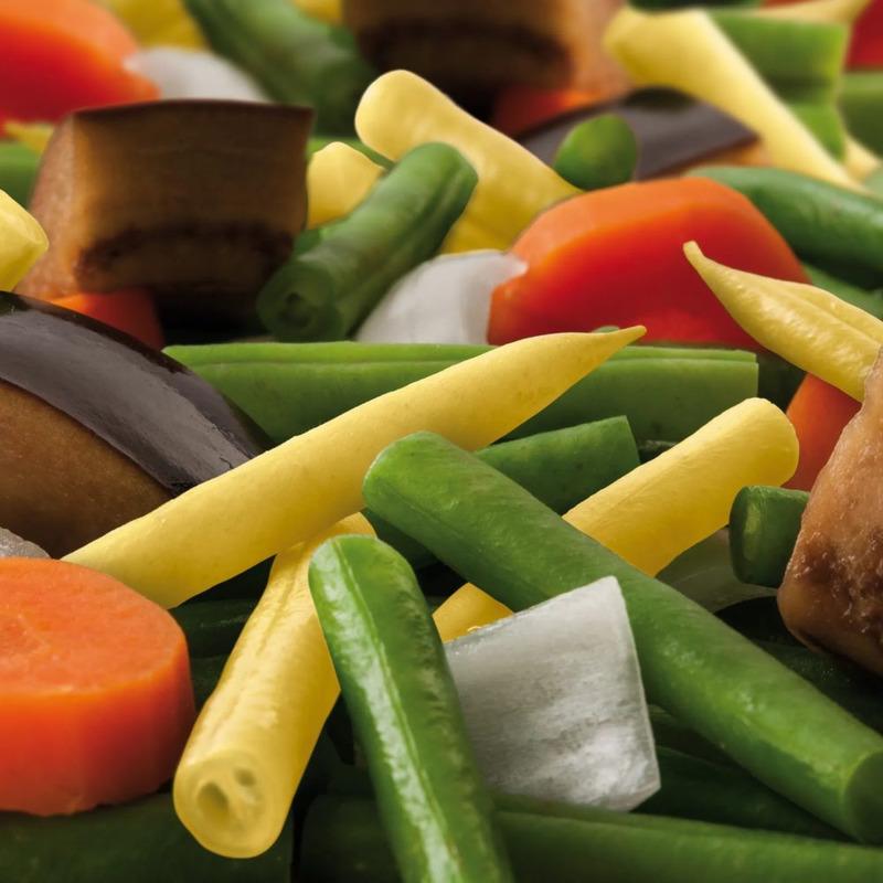 ❆ Stir-fry green beans. yellow French beans. carrots. aubergines Minute 2.5kg