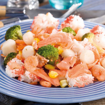 Seafood delight with smoked trout and scallops 2.2kg