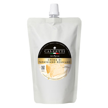 Crème de Parmigiano Reggiano (parmesan) 45% doypack 500g