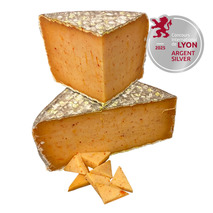 Aveyron sheep tomme with Espelette pepper ±2.2g
