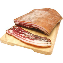 Flat panzetta with pepper LPF to grill from Corse 1/2 2kg