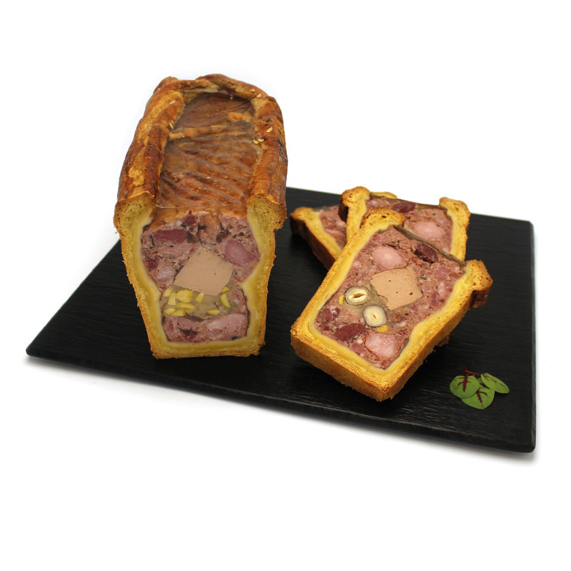 Pâté en croûte 1/2 de cerf aux pommes vertes et noisettes ±2,3kg