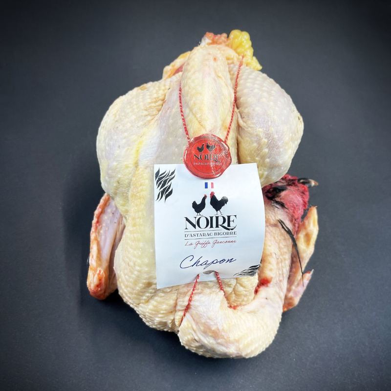Chapon Noire d'Astarac Bigorre plumé à l'eau PAC ±2,5kg