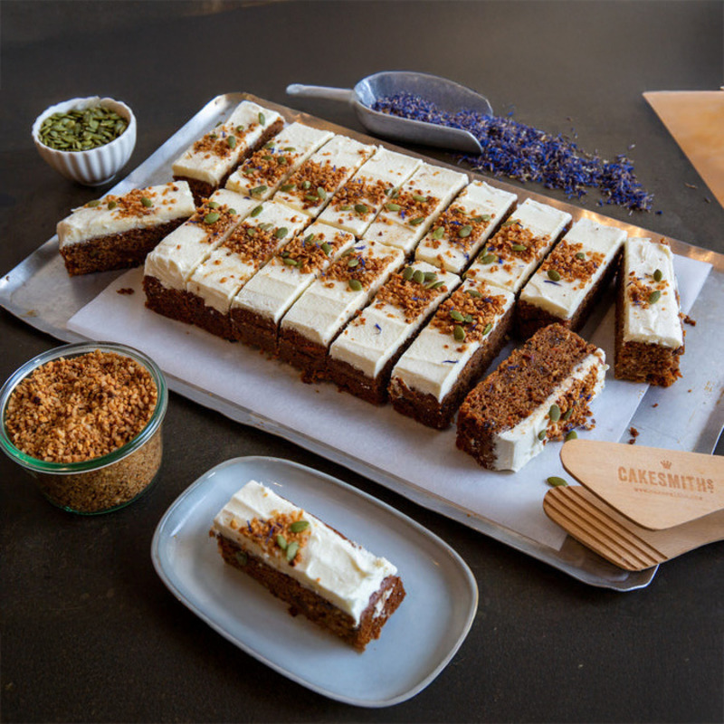 Carrot Cake | Ultimate pre-cut Carrot Traycake 30x84g