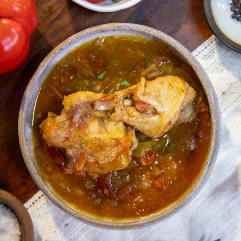 Basque-style chicken with penne rigate pasta jar 320g