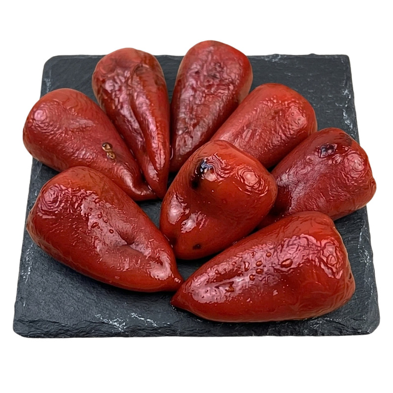 Whole roasted piquillo peppers 4/4